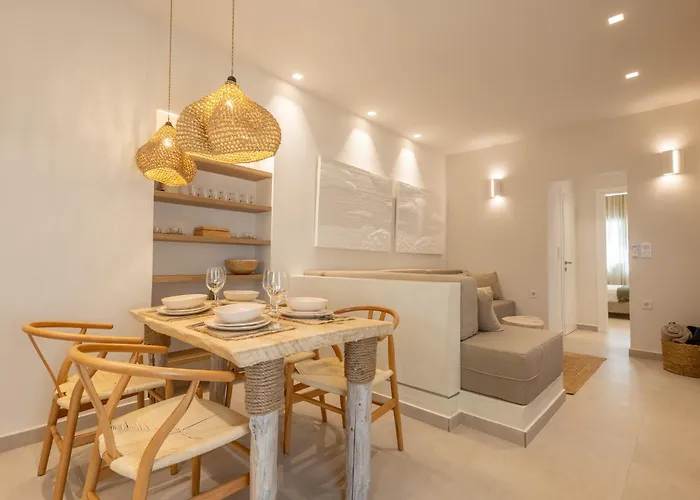 Private Two Seperate Homes And Jacuzzi Retreat *