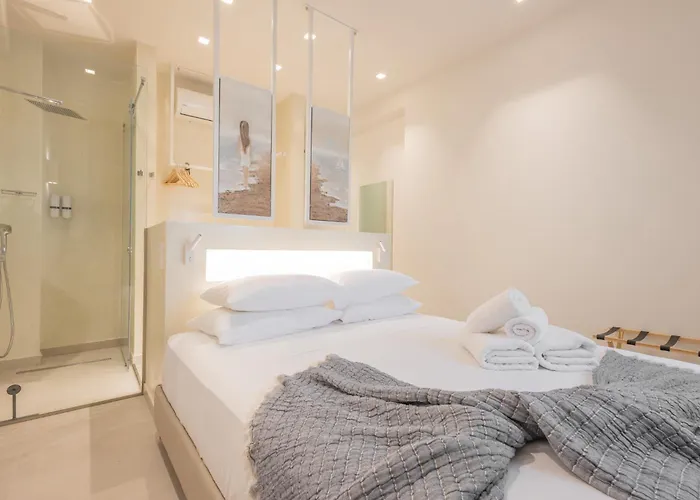 Villa Private Two Seperate Homes And Jacuzzi Retreat *